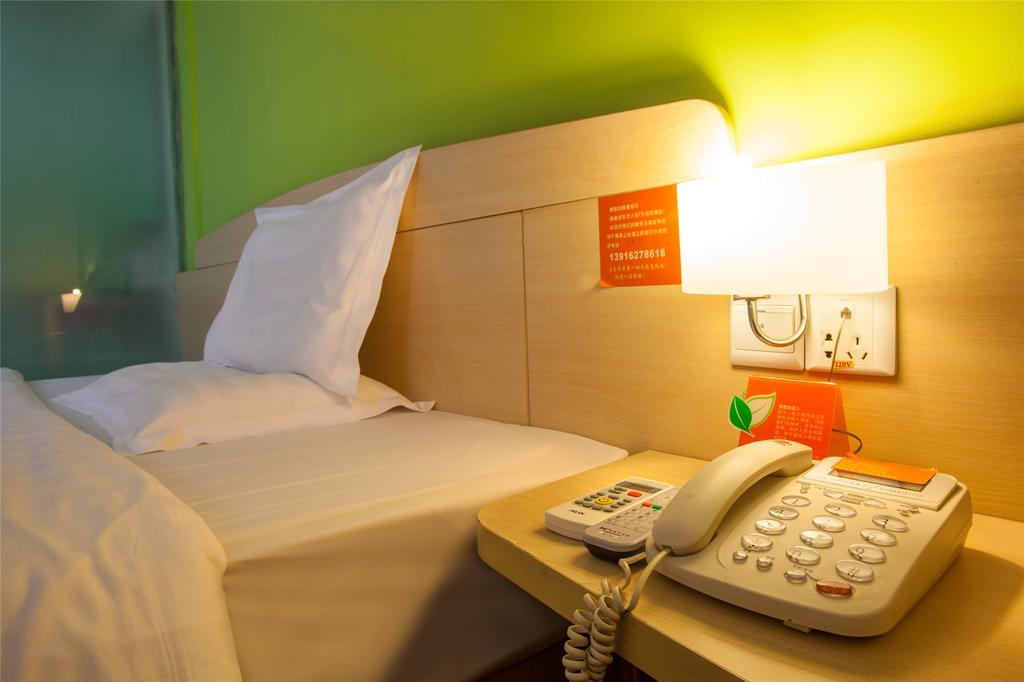 7Days Inn Guangzhou Beijing Road Subway Station Room photo